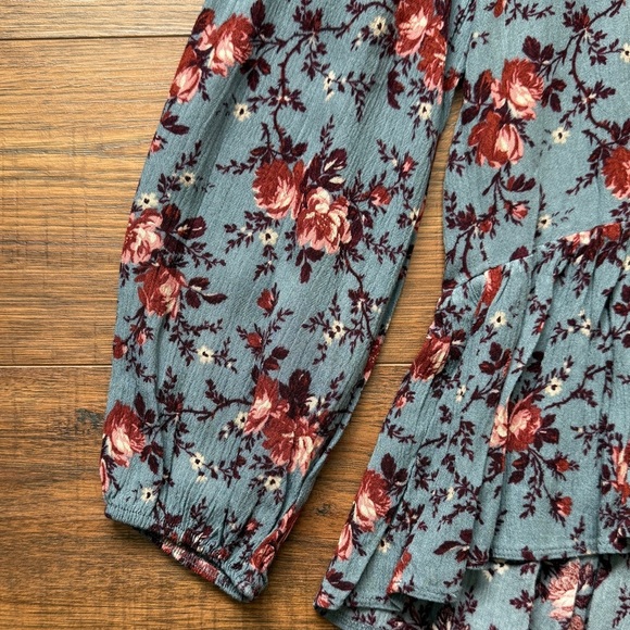 American Eagle Outfitters Women’s Boho Peplum Waist Floral Blouse Size Medium - Picture 5 of 10